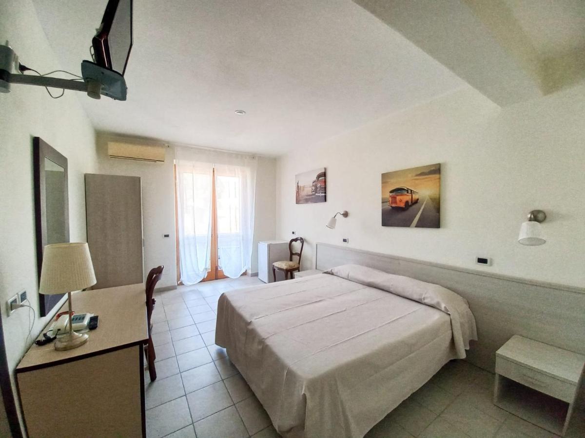 Residence Hotel Villa Mare Portoferraio Eksteriør bilde