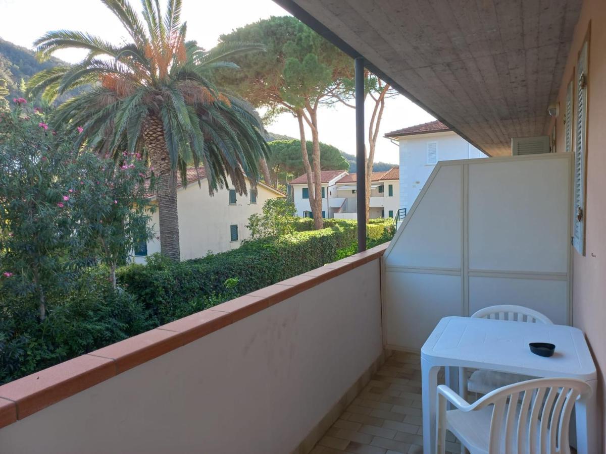 Residence Hotel Villa Mare Portoferraio Eksteriør bilde