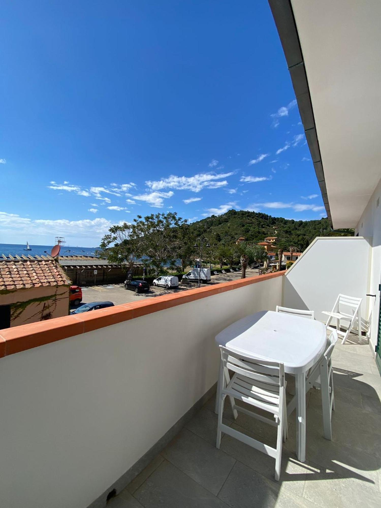 Residence Hotel Villa Mare Portoferraio Eksteriør bilde