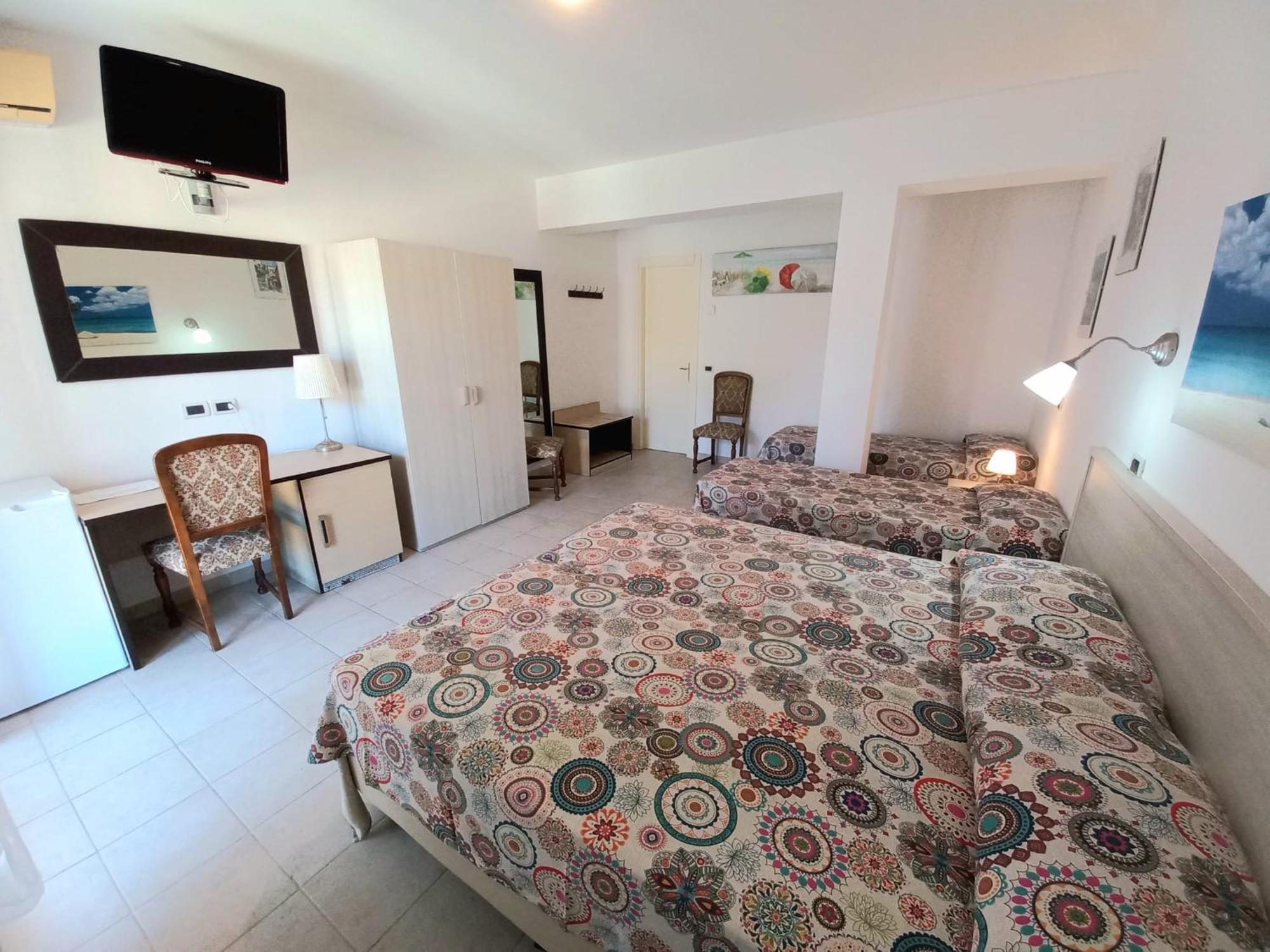 Residence Hotel Villa Mare Portoferraio Eksteriør bilde