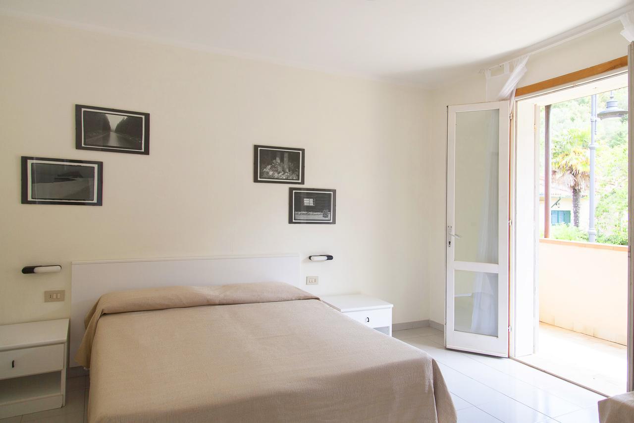 Residence Hotel Villa Mare Portoferraio Eksteriør bilde