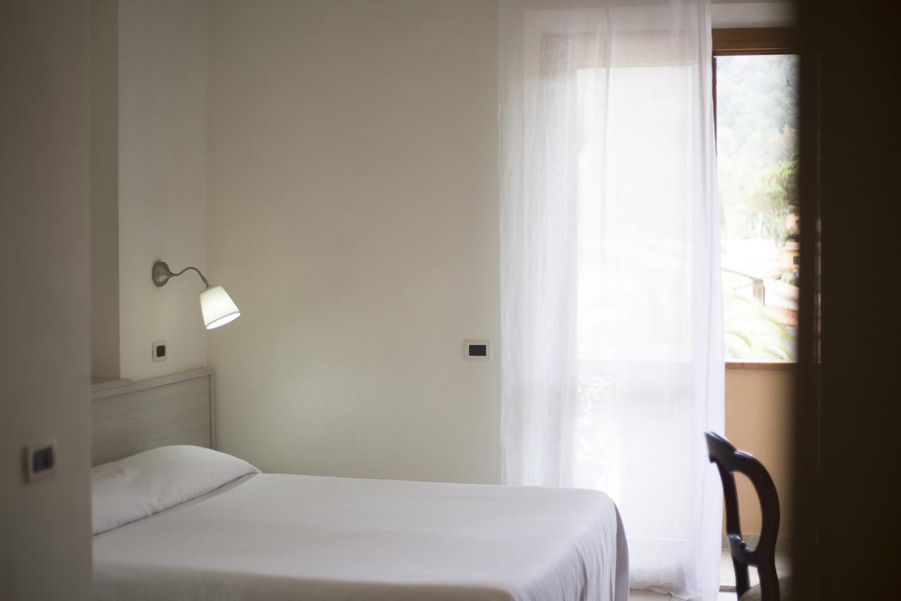 Residence Hotel Villa Mare Portoferraio Eksteriør bilde
